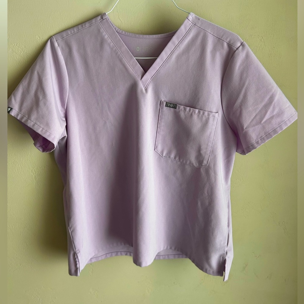 FIGS Womens Dark Lavender Haze Catarina One Pocket scrub top